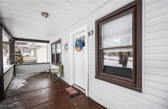 view of unfurnished sunroom