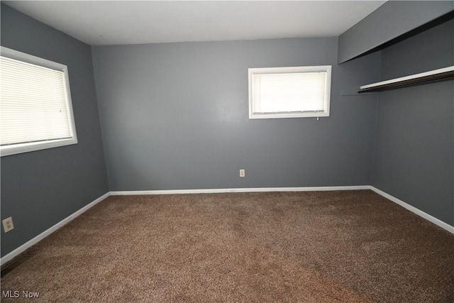 view of carpeted spare room