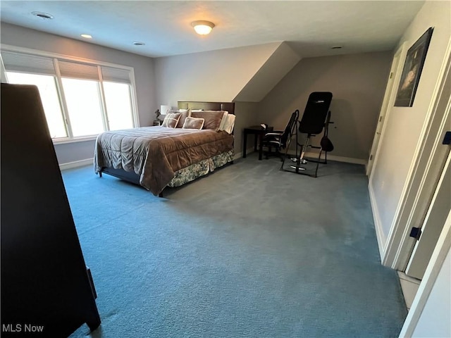 bedroom featuring carpet floors