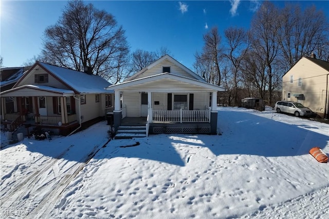 view of front of home featuring a porch