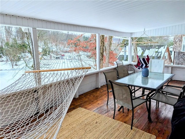 view of sunroom / solarium