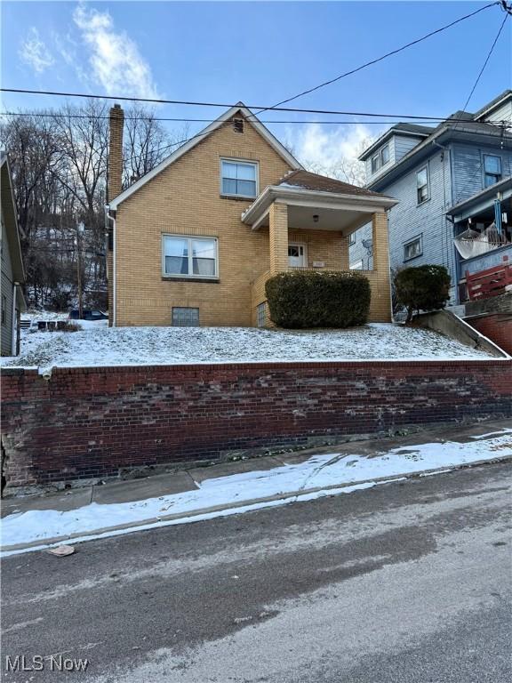 view of front of home