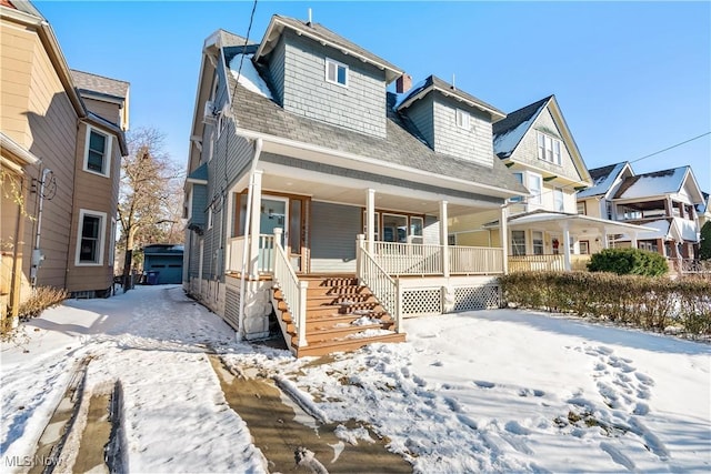 view of front of property featuring a porch