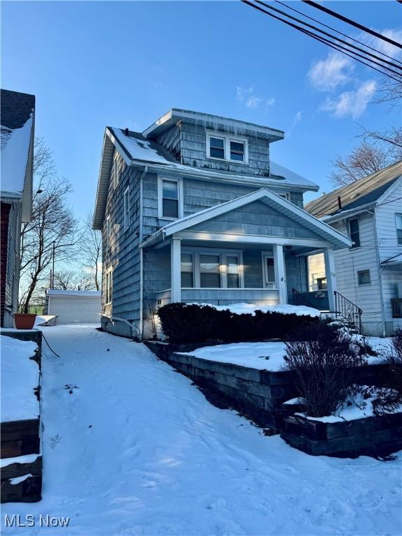 view of front of home with covered porch