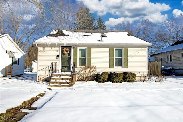 view of front of house