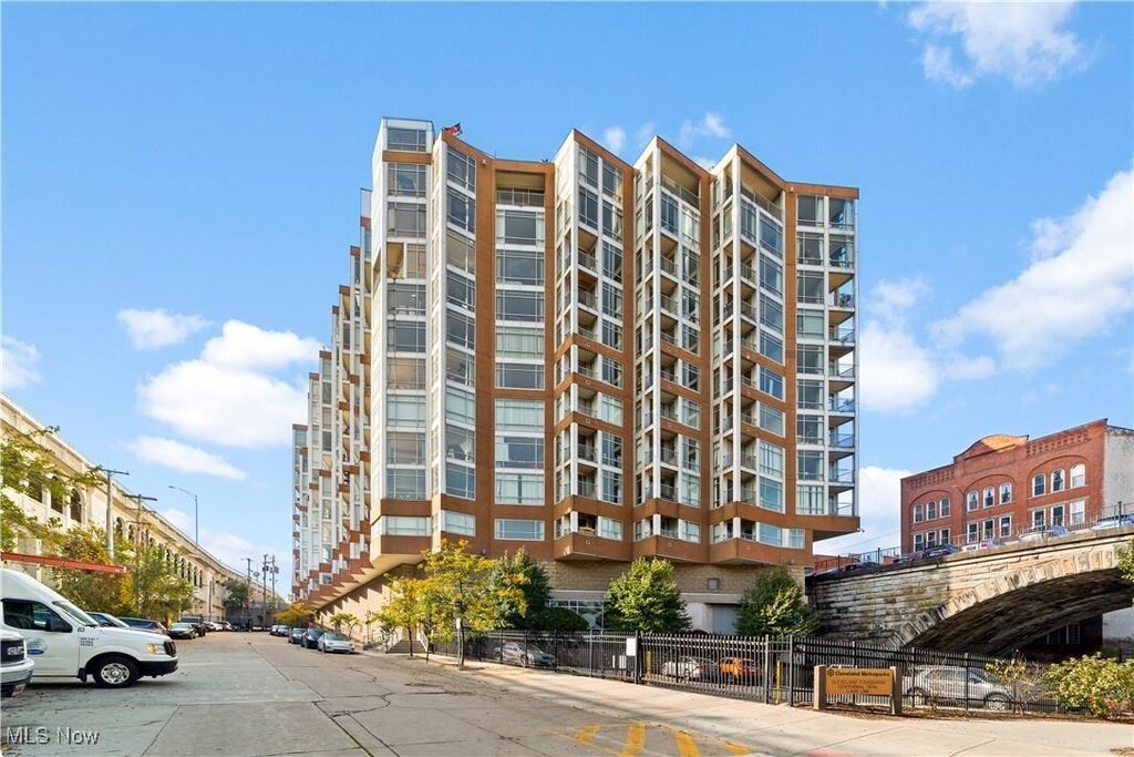 2222 Detroit Rd Unit 516, Cleveland, OH 44113 - view of building exterior