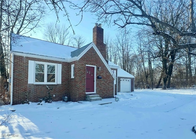 view of front facade with a garage