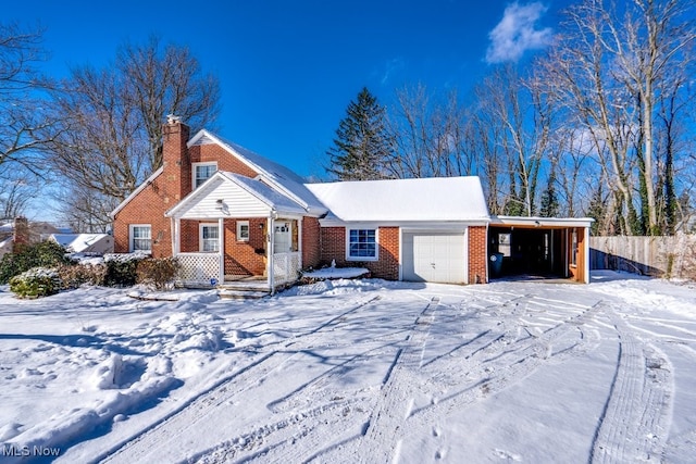 view of front of house with a garage