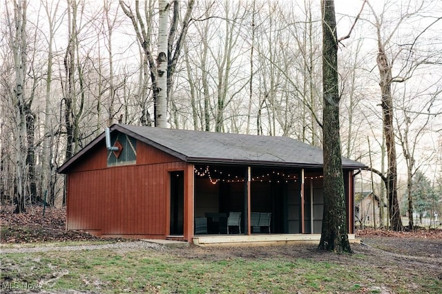 view of outbuilding