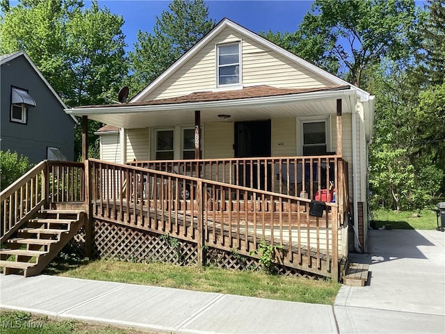 view of front of home featuring covered porch