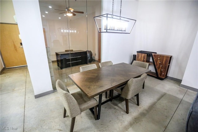 dining space with ceiling fan