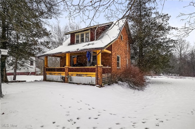 view of front of house featuring a porch