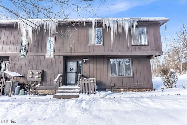 view of front of house with central AC unit