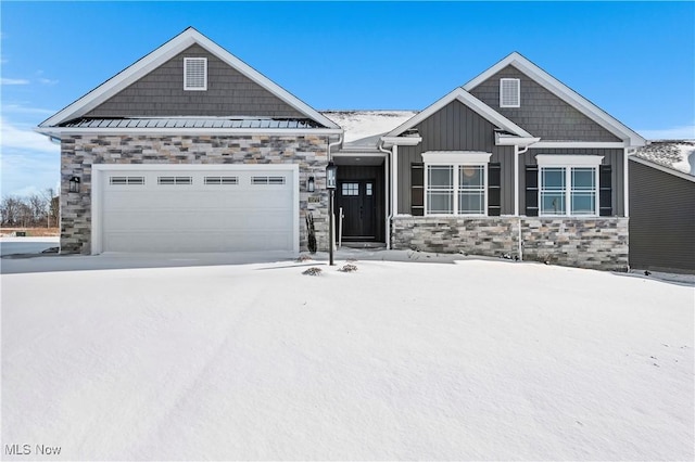 craftsman-style house featuring a garage