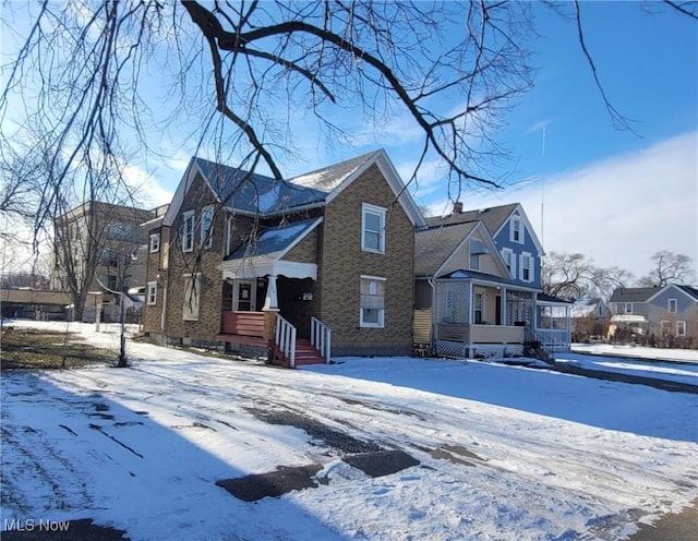 view of front of house