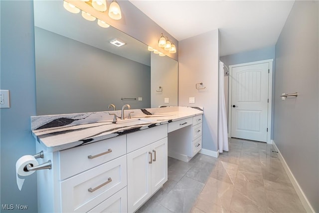 bathroom with vanity