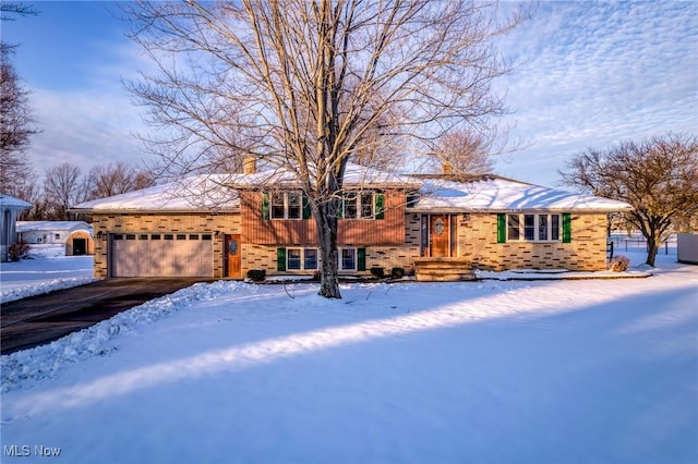 view of front of house featuring a garage