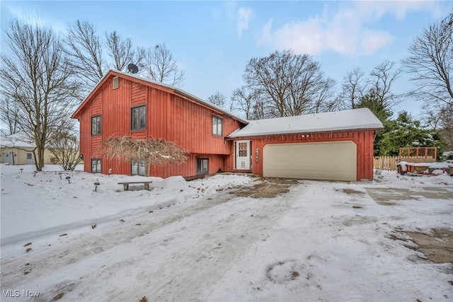 view of front of house with a garage