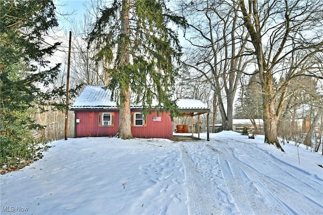 view of yard covered in snow