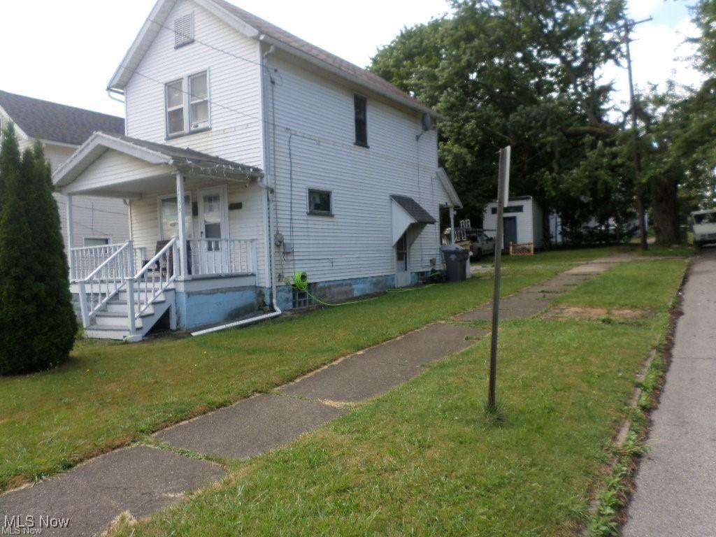 1753 Silliman St, Youngstown, OH 44509 - photo 2