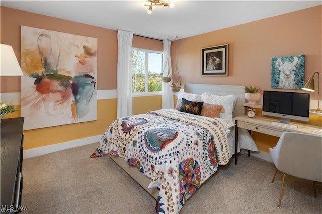 view of carpeted bedroom