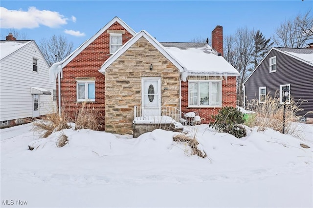 view of front of property