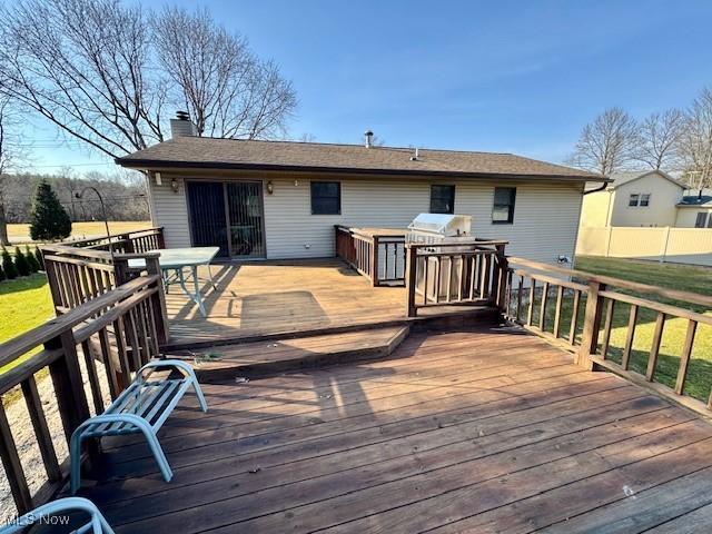 3438 Warren Meadville Rd, Cortland, OH 44410 - view of wooden terrace