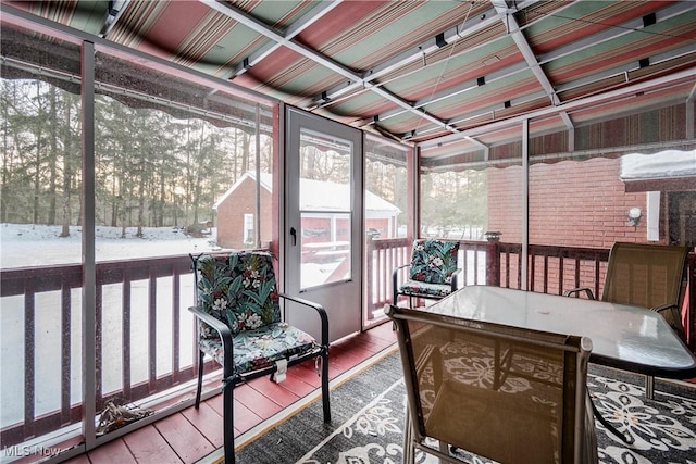 1011 Genesee Dr, Youngstown, OH 44511 - sunroom / solarium featuring a wealth of natural light