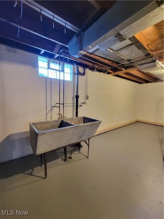 basement featuring sink