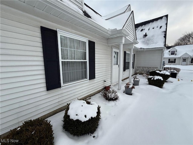 Listing photo 3 for 7305 Scottsdale Cir, Mentor OH 44060