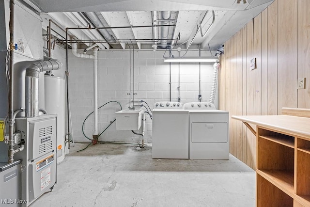 laundry room featuring sink and washing machine and dryer