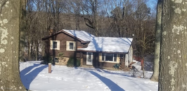 view of front of home