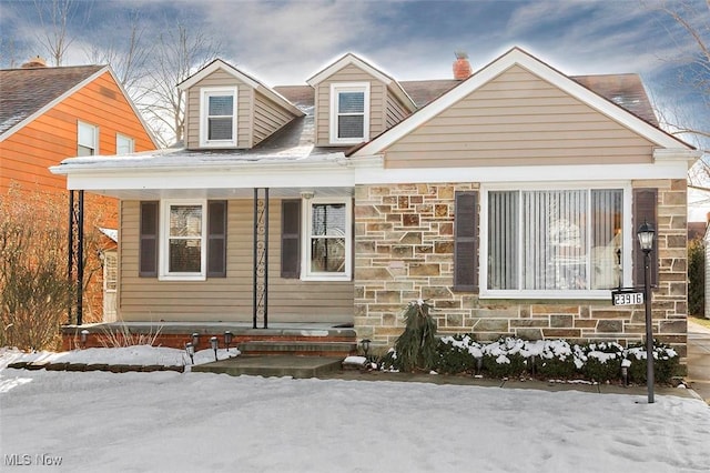 view of front of home featuring a porch