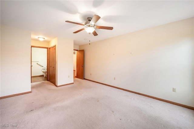 1089 Park Pl, Niles, OH 44446 - unfurnished room featuring light colored carpet and ceiling fan