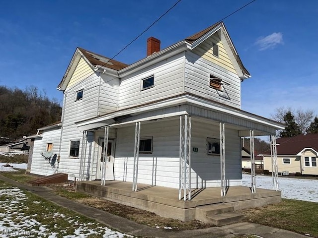 view of front of house with covered porch