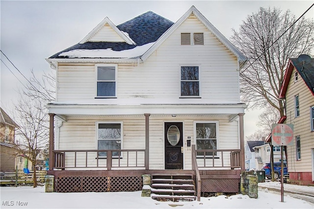 view of front facade with covered porch