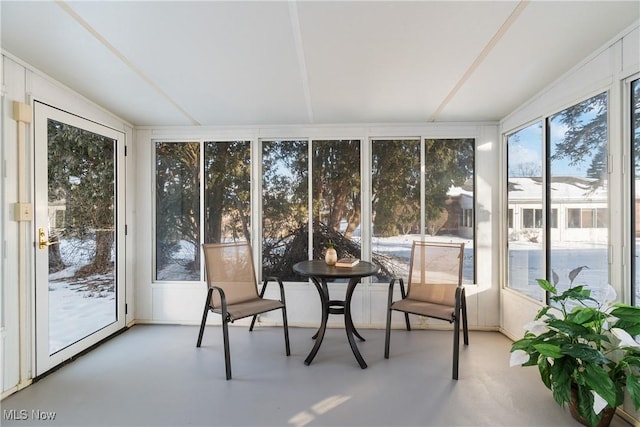 view of sunroom / solarium