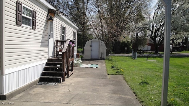 13 Cherokee, Creston, OH 44217 - view of yard with a storage shed and an outdoor structure