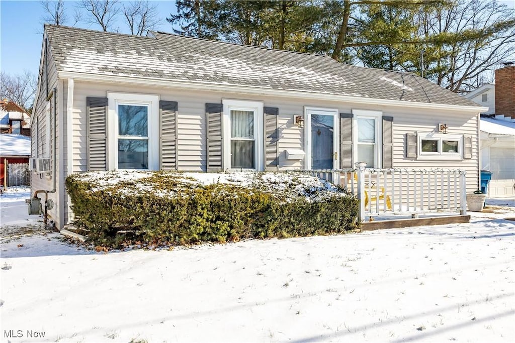 view of front of home