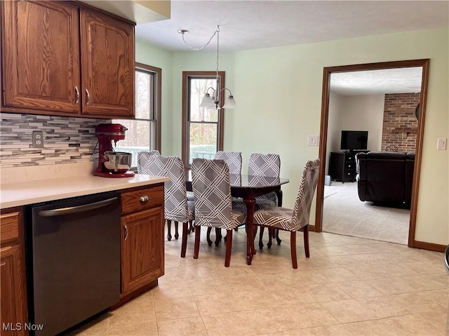 dining area featuring light tile patterned floors