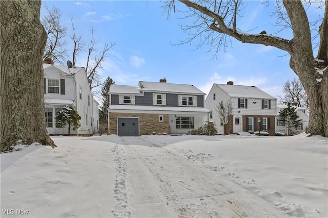 view of front facade featuring a garage