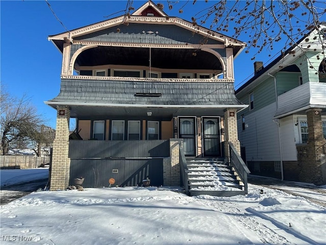 view of front of house