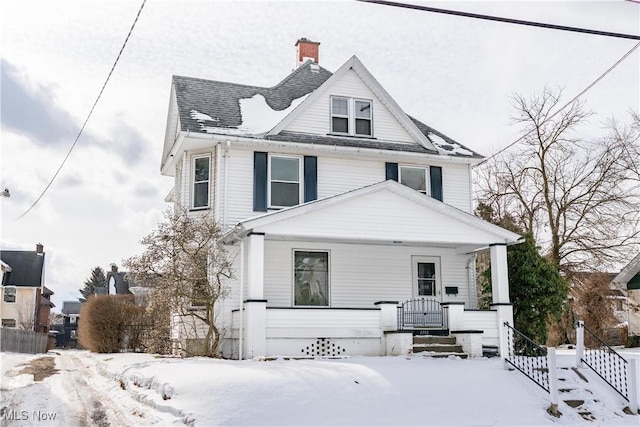 view of front of house featuring a porch