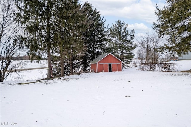 view of yard covered in snow