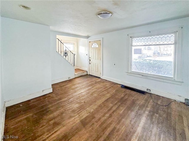 3235 W 94th St, Cleveland, OH 44102 - foyer entrance featuring hardwood / wood-style floors