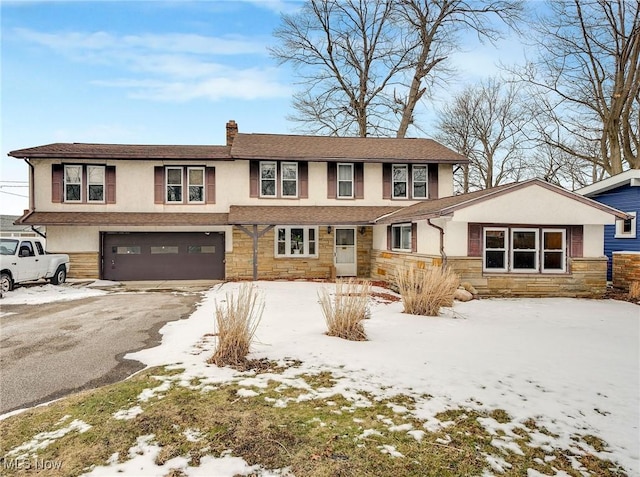 view of front facade with a garage