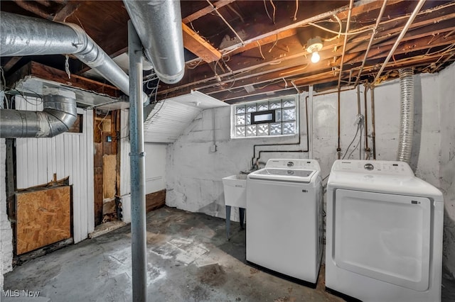 basement featuring washer and dryer