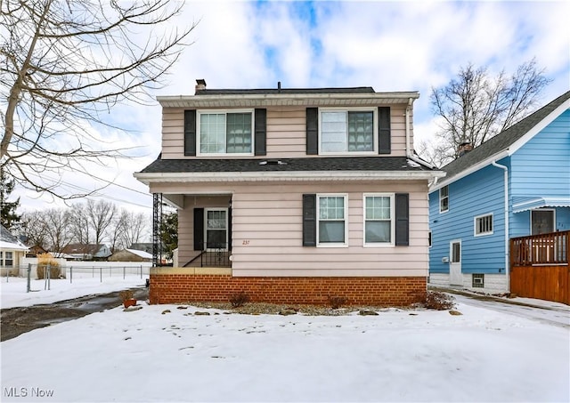 view of front of home with covered porch