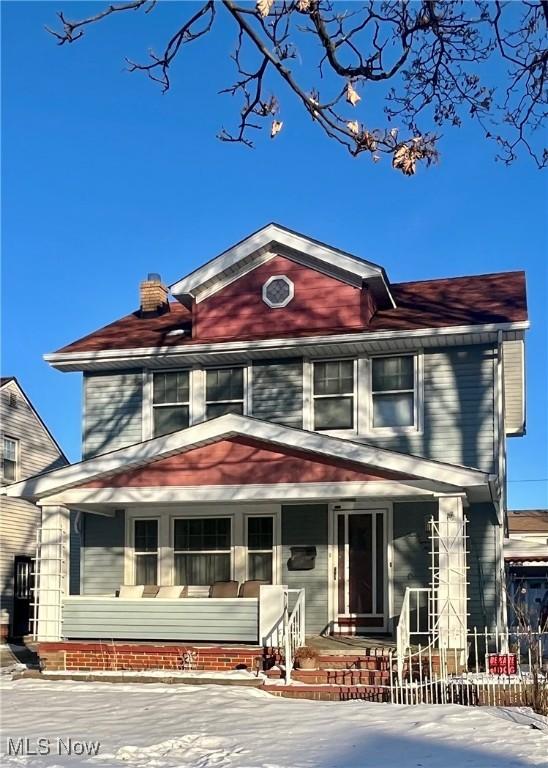 view of front of house with a porch