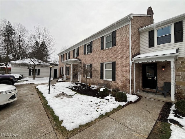 view of front of property